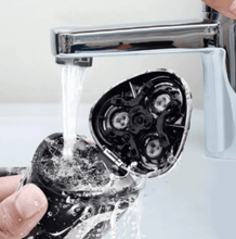 Load image into Gallery viewer, HATTEKER Electric Razor Wet &amp; Dry Mens Electric Shaver with Pop-up 3D Rechargeable Rotary Shaver - HATTEKER
